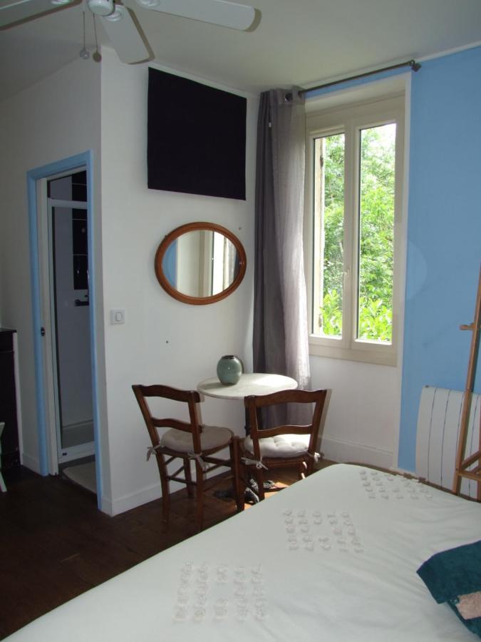 Hotel Au Bois De La Grave Luzech Exterior foto